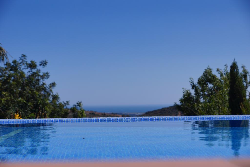 Bed and Breakfast Casa Mocho Branco Лоле Экстерьер фото