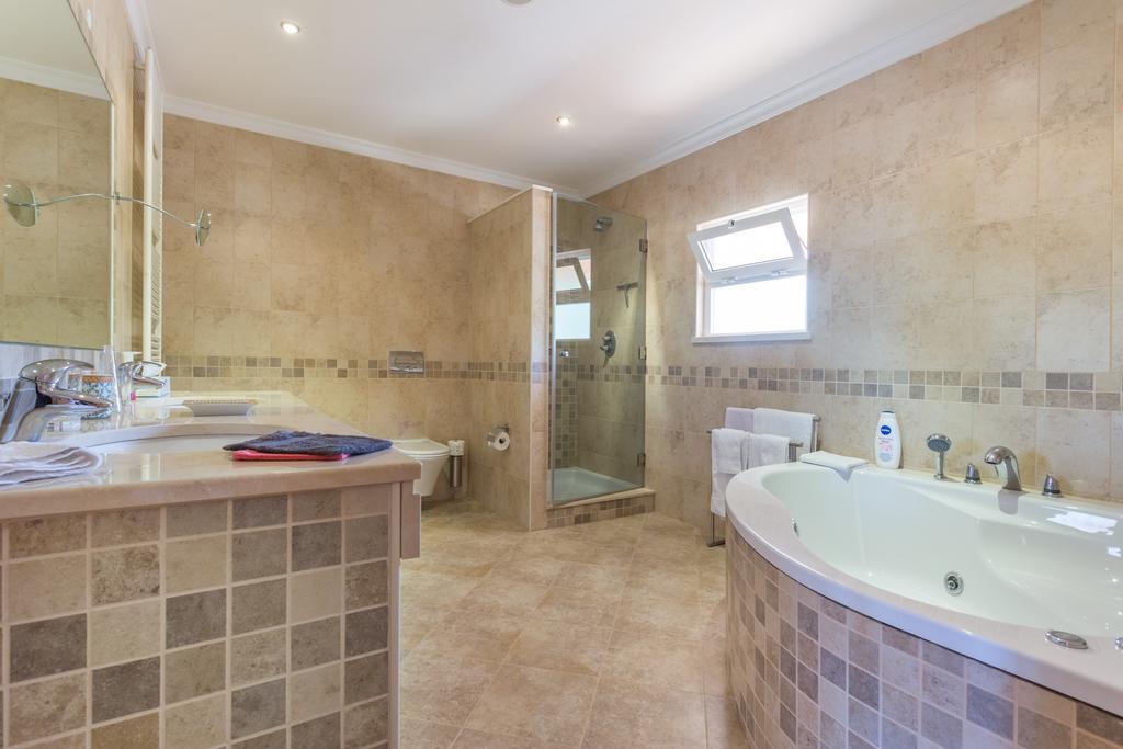 Bed and Breakfast Casa Mocho Branco Лоле Номер фото